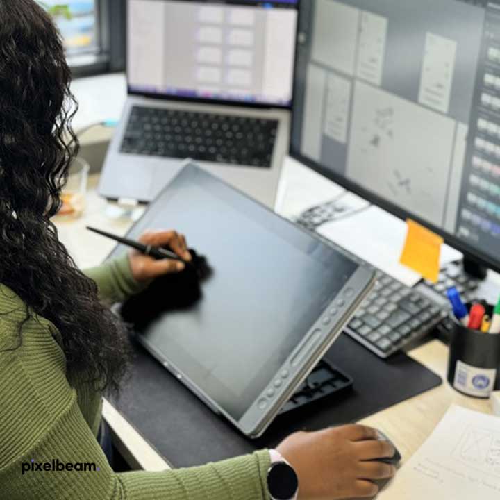 founder-and-designer-behind-the-computer